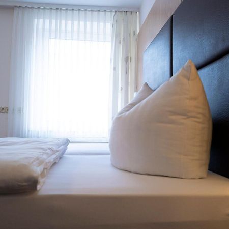 Hotel & Apartments Boehm غرافنفور المظهر الخارجي الصورة