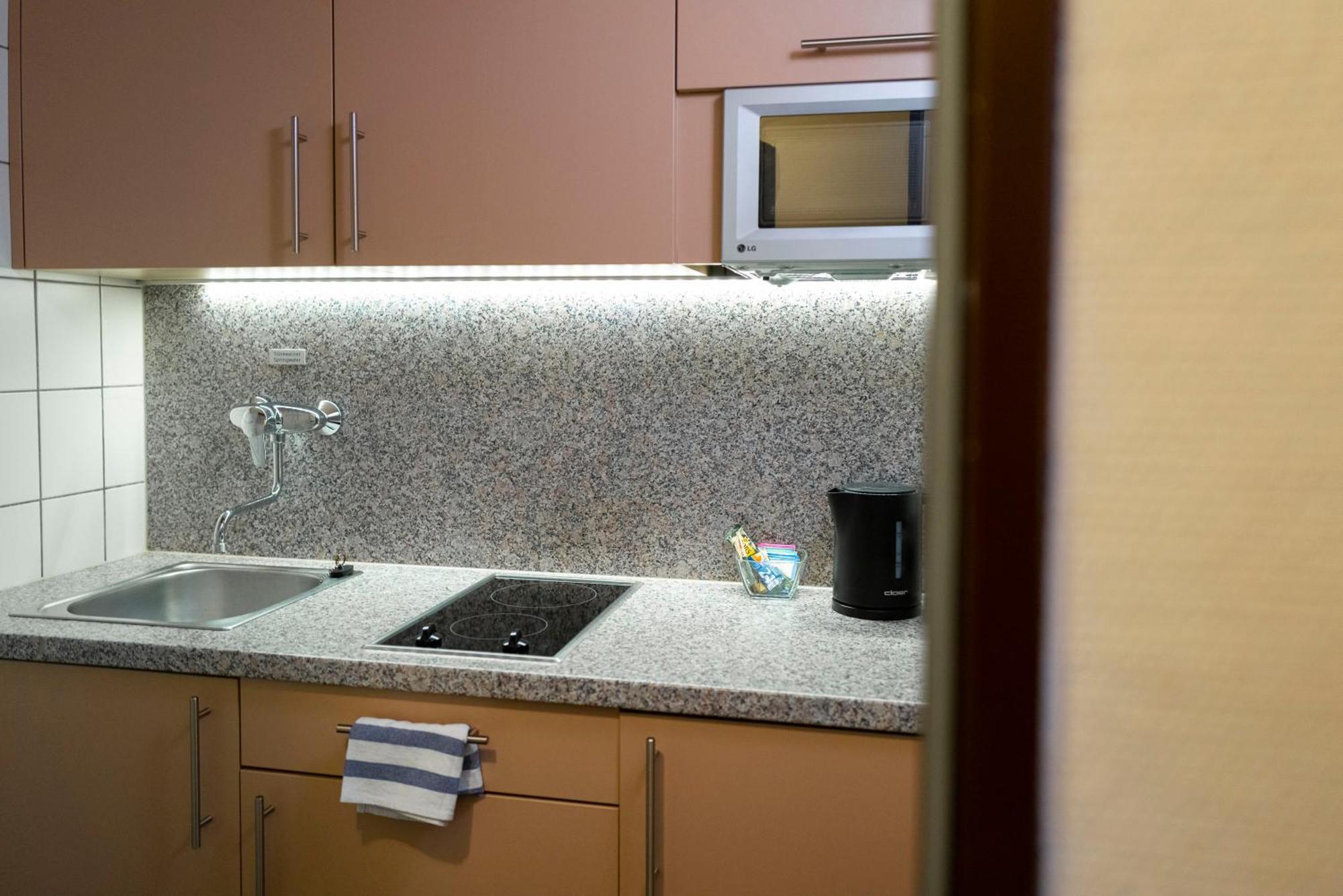 Hotel & Apartments Boehm غرافنفور المظهر الخارجي الصورة